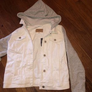 Sweatshirt / jean combo jacket